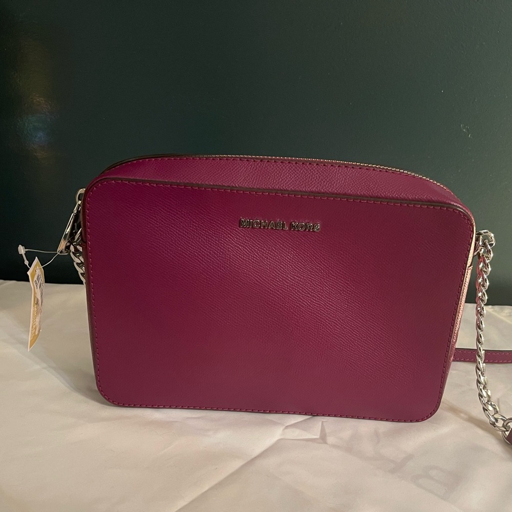 NWT || Michael Kors Large Garnet leather crossbody